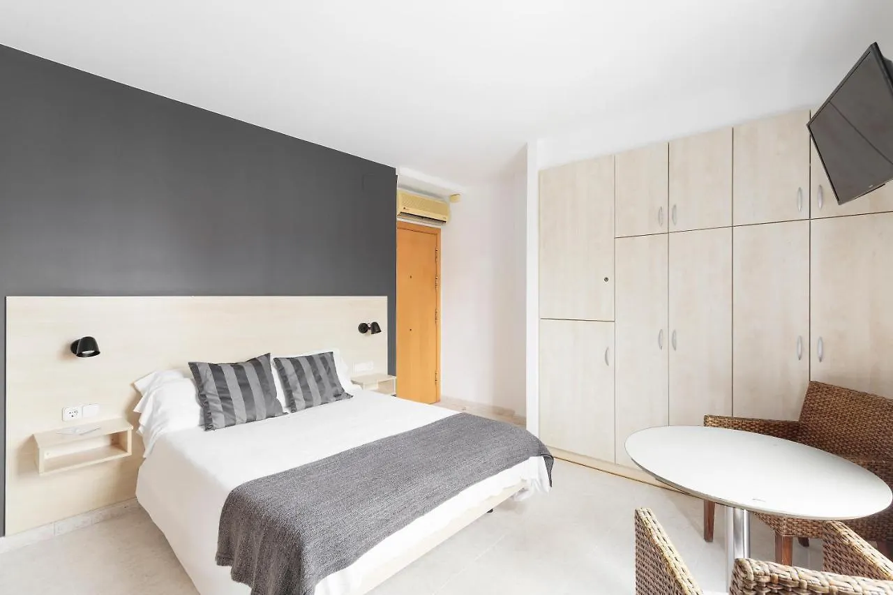 Andreas Apartments Tarragona 0*,